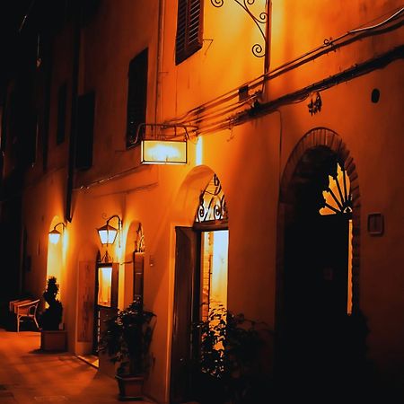 Locanda Il Pino Сан-Джиминьяно Экстерьер фото