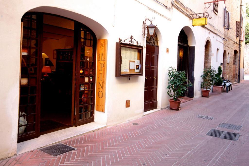 Locanda Il Pino Сан-Джиминьяно Экстерьер фото